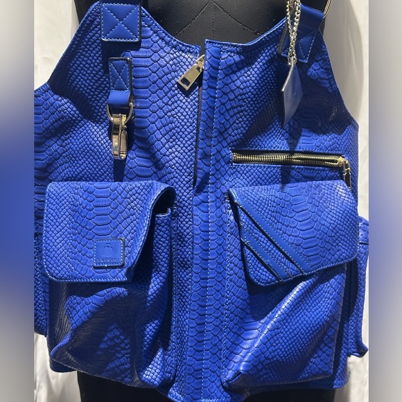 TACTICAL LEATHER VEST IN ROYAL BLUE - Picture 2 of 12